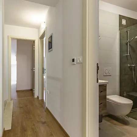Leo Apartment Pjescana Uvala
