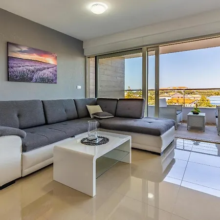Leo Apartment Pjescana Uvala
